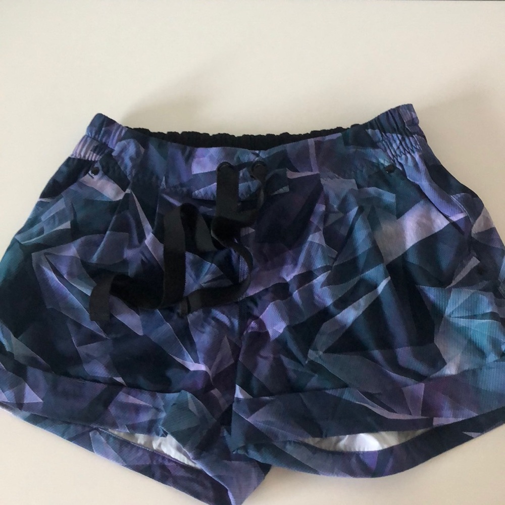 Lululemon short